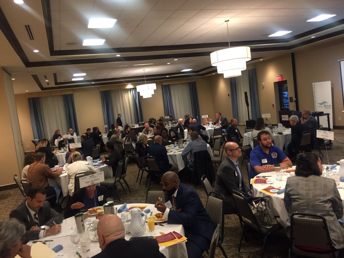 GrtAkronChamber's tweet photo. Nothing is better than getting to discuss the subjects that matter most in our community! π #OnTheTableAkron #WhyAkron https://t.co/wFghIfqHgV