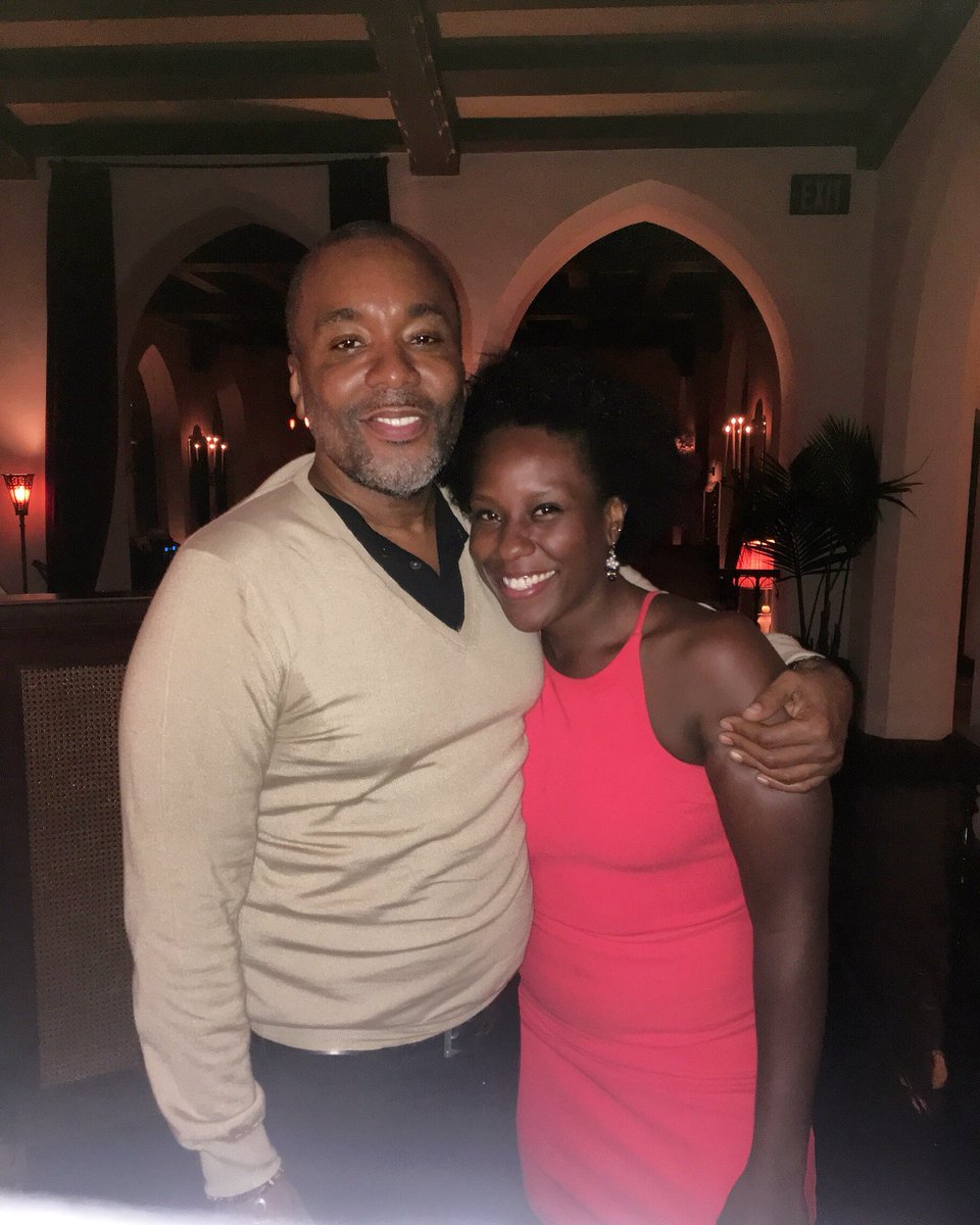 Crystal_LP's tweet photo. #fbf to puttin in work with @LeeDanielsEnt. ✨#LAmagic #ArtistsAtWork #WaitForIt https://t.co/rKPkSK2cWI