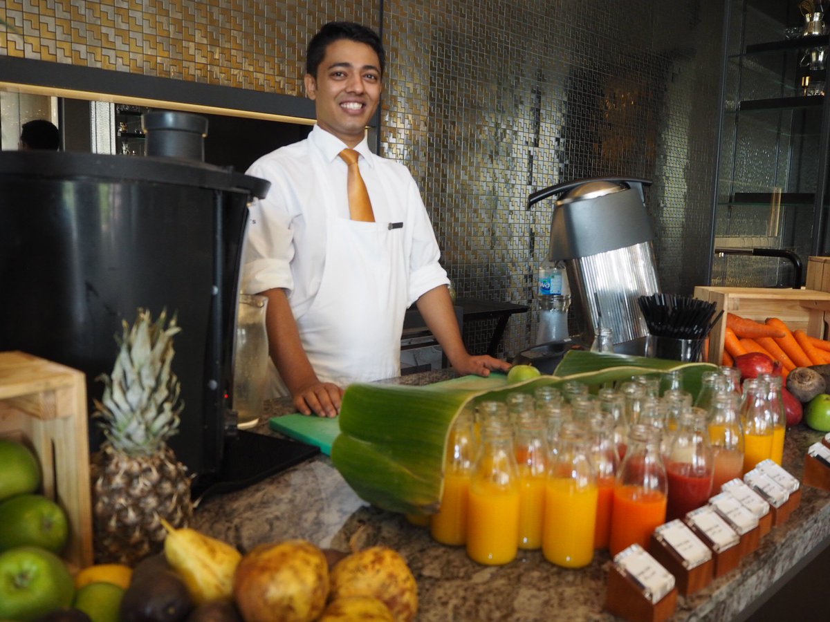 melandjake99's tweet photo. Missing the amazing Four Seasons #Doha. Never stayed in a Four Seasons Hotel before but this one stole my heart - seriously. Some of the best service I've ever had and mouthwatering food #CardiffTogether #DohaTogether #ad #presstrip #goingplacestogether #FSDoha #luxury #hotel https://t.co/PSnnVr7KXm