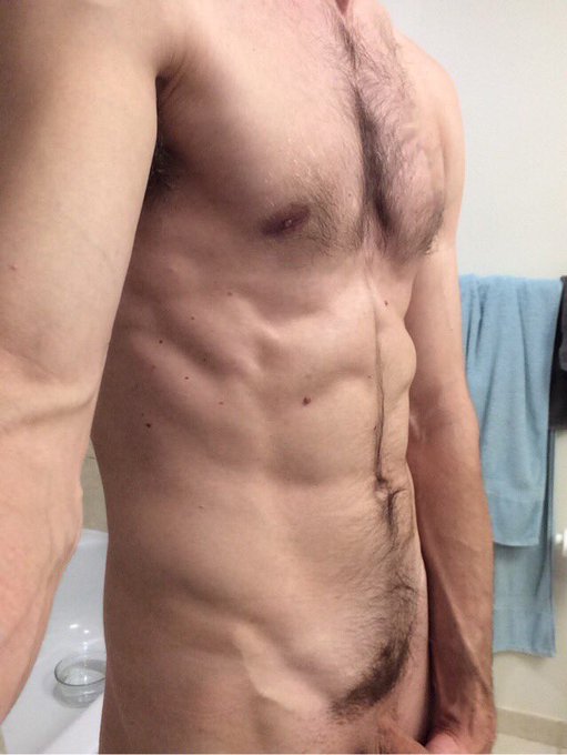 Cum watch me cum on your face?! https://t.co/D7kWWFxv1K #porn #nude #sex #hotguy #fit #fitness #model