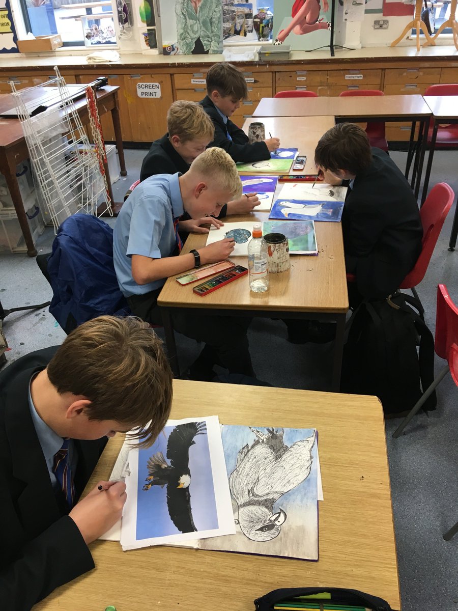 thekingsart1's tweet photo. Year 9 boys working hard on a Friday lunchtime to finish their artwork ~achievementforall #art #artanddesgn #birdswithissues @KingsSchoolOSM https://t.co/fRsoQxtz25