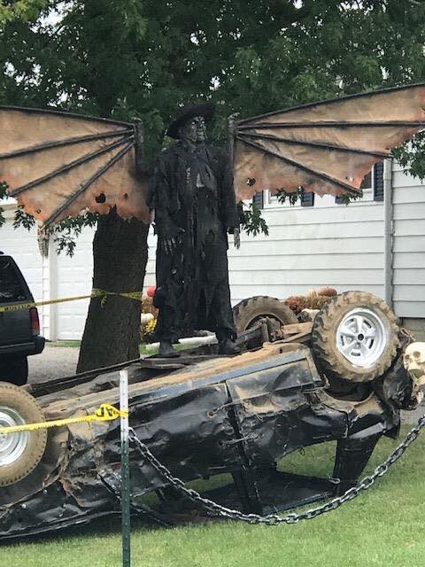zaywayisthatyou's tweet photo. Y’all taking this Halloween shit to far now 😒 https://t.co/ratzokbyNr