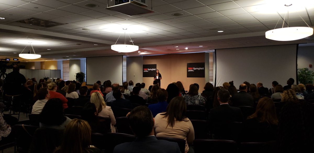 TEDxSpringfield's tweet image. Chinaly Chanvong reminding us all you're never too young to make a change 
•••
@TEDxSpringfield #TedxSpringfield