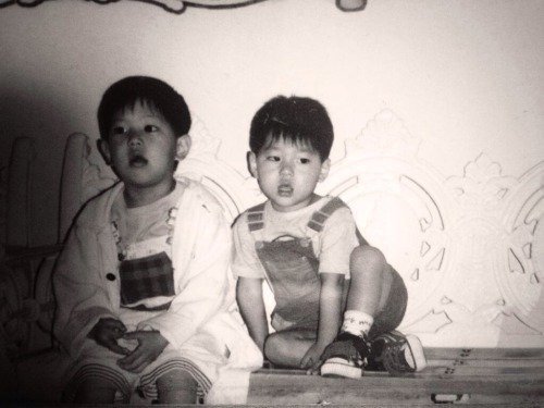 zicovabrasil's tweet image. [🐝] #FelizDiaDasCriancas para todos vocês, BBCs! Crianças crianças e crianças de coração também! 💛#Zico #Taewoon #WooBrothers