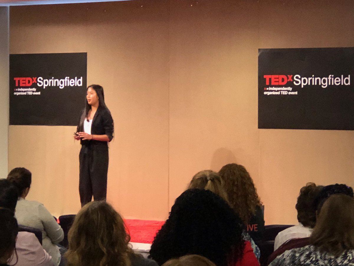 sealexander's tweet photo. Be the 1% and defy the status quo. High school student Chinaly @findingchinaly Chavong @TEDxSpringfield - pushing boundaries to create a safer society #tedxspringfield https://t.co/SZFVKAMRqk