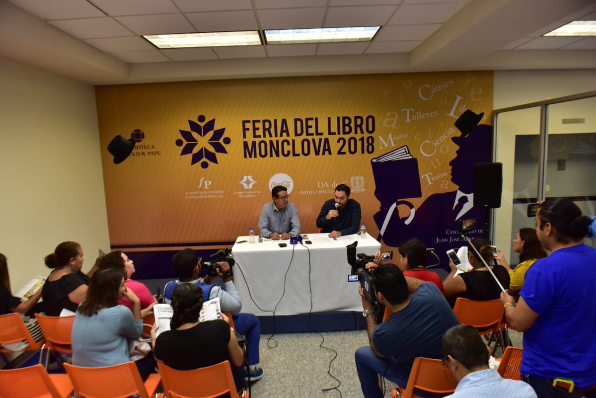 FundacionPapeAC's tweet photo. Hace unos momentos se realizó en nuestras instalaciones la Rueda de Prensa para el anuncio de las actividades de la Feria del libro Monclova 2018 que iniciará el próximo 26 de octubre.📚 #FLMVA2018 #BiblioPape #Monclova https://t.co/OtowPYV2u9