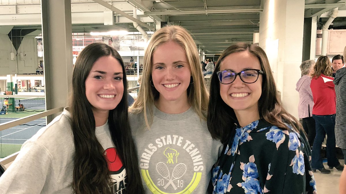 Great to have these three girls together. Three of the best tennis players in Pulaski history! #Raiderstrong