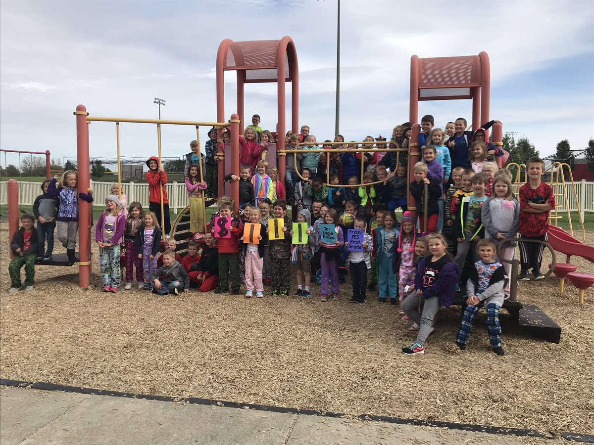 fesmccord's tweet photo. Way to go #fesfirsties raising $111.00 today for @Eagle_Packs! #feseagles #firstgrade https://t.co/rLjNeCHPNo