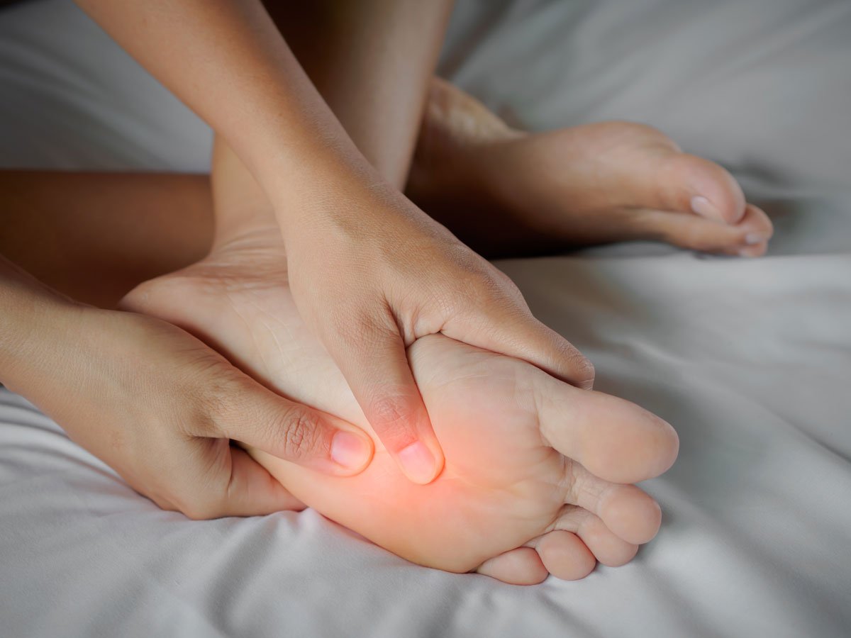 FootHealthFacts's tweet photo. It’s World Arthritis Day—learn how osteoarthritis can affect your feet &amp; ankles. https://t.co/EZRZoFNBvs https://t.co/yDqrJOK9XV @ArthritisDay  #FootHealthFacts https://t.co/5jQqxpOaIn