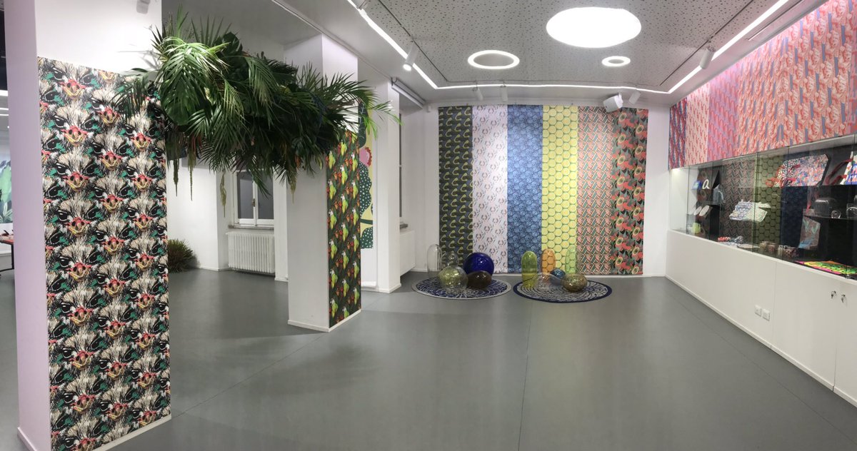 Lab_Formentini's tweet photo. È in corso l’inaugurazione della seconda edizione di #MOSTRO, festival dedicato alle arti grafiche e alla comunicazione visiva. Vi aspettiamo fino alle 22.30!
#design #breradesigndays #grafica #12ottobre https://t.co/EVDj6I3gyQ