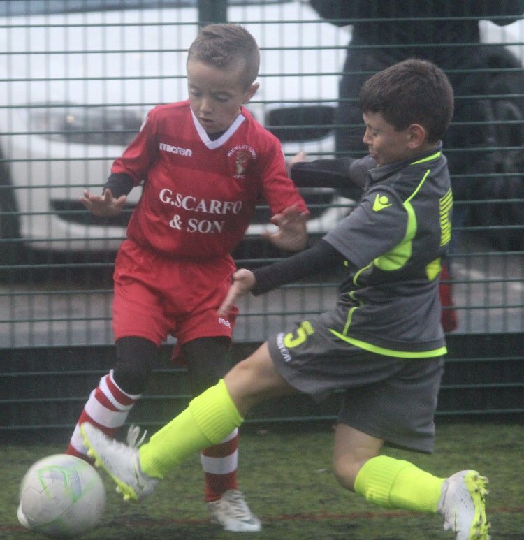 aurafutsal's tweet photo. Full photo album from this evenings U9s league fixtures is now available to view on our Facebook page. @the_nomads U8s vs @BTFCofficial77, @greenfield_JFC vs @mold and Galacticos vs @FlintTownFC #futsal https://t.co/TVxLPxpnap
