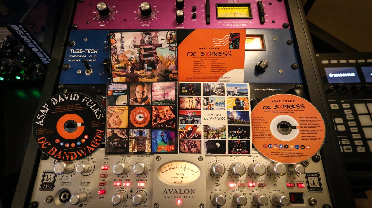 asaffulks's tweet image. Hot off the press 🔥 Get your copy of my new solo album OC BANDWAGON today kirasart.com/product/oc-ban… 💿 Album design by me &amp;amp; @TheForumPress 🎨 Thanks @AtomicDisc for the fresh duplication &amp;amp; printing 💯

#ocrecording #ocexpress #ocbandwagon #kirasart #asafdavidfulks #newmusicfriday