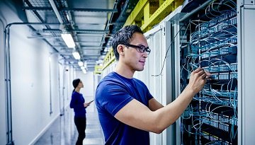 Accu_Tech's tweet image. See why CommScope says it's time for enterprises to start thinking more about fiber optics: hubs.ly/H0f66rb0 #thinkfiber #commscope #fiberoptics #enterprise