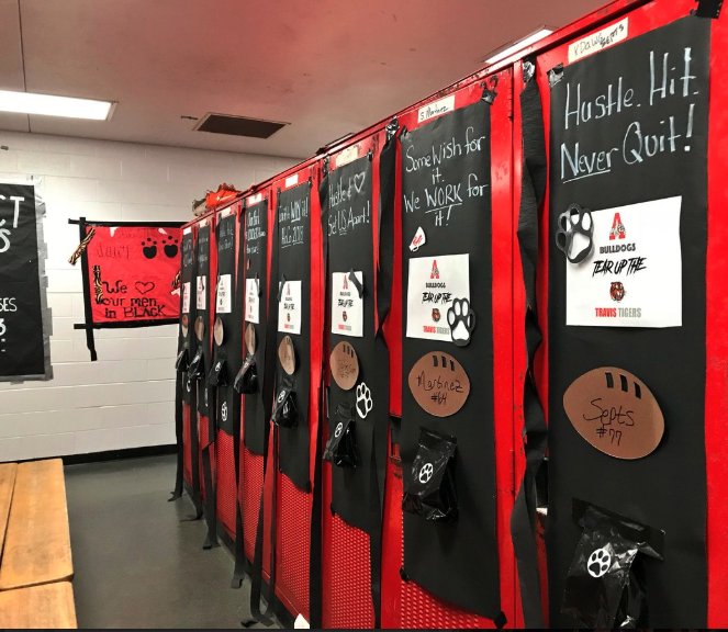 AHSBulldogs's tweet photo. Kudos to the @AustinCheer &amp; Support staff for the great job on the Varsity locker room today!  Good Luck Bulldogs - Tear Up the Tigers! https://t.co/0nsf340sIk