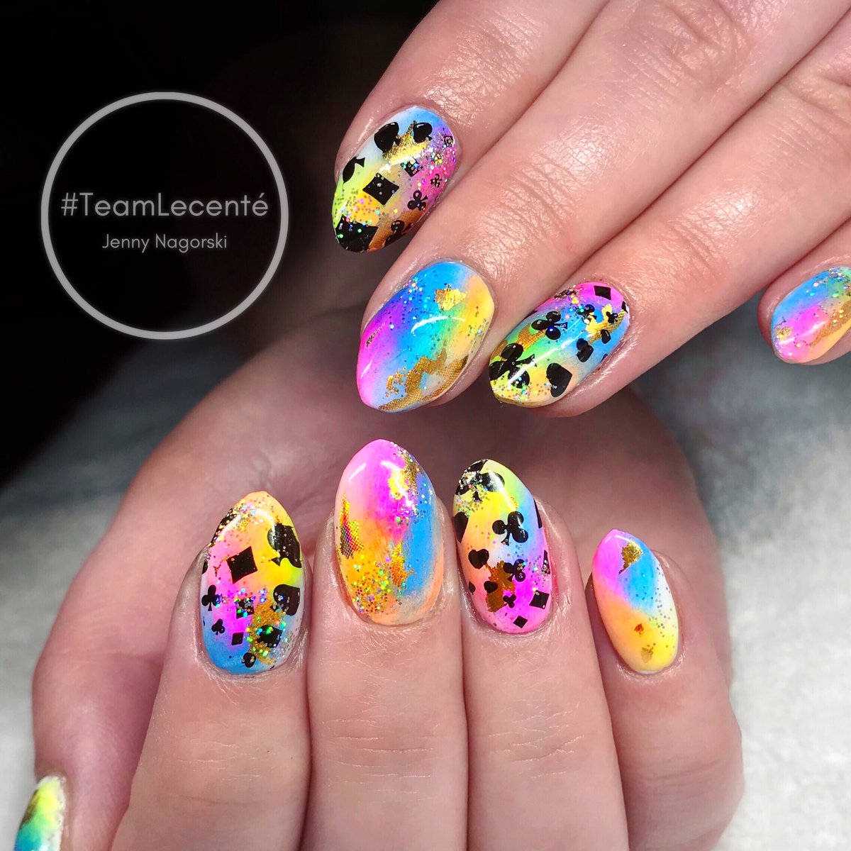 #vegasnails created using #Lecente Neons, glitter and Foil over #cndshellac <a href="/lovelecente/">Lecenté™</a> <a href="/SweetSquared/">Sweet Squared</a> <a href="/ScratchMagazine/">Scratch</a> <a href="/CNDWorld/">CND</a>