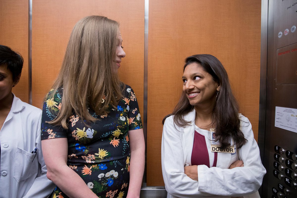 sfchronicle's tweet image. On Thursday, @ChelseaClinton toured SF General Hospital in support of a new early childhood learning program, which encourages parents to talk, sing and read to their babies. 

Read more &amp;gt;&amp;gt;&amp;gt; trib.al/knZSHBq