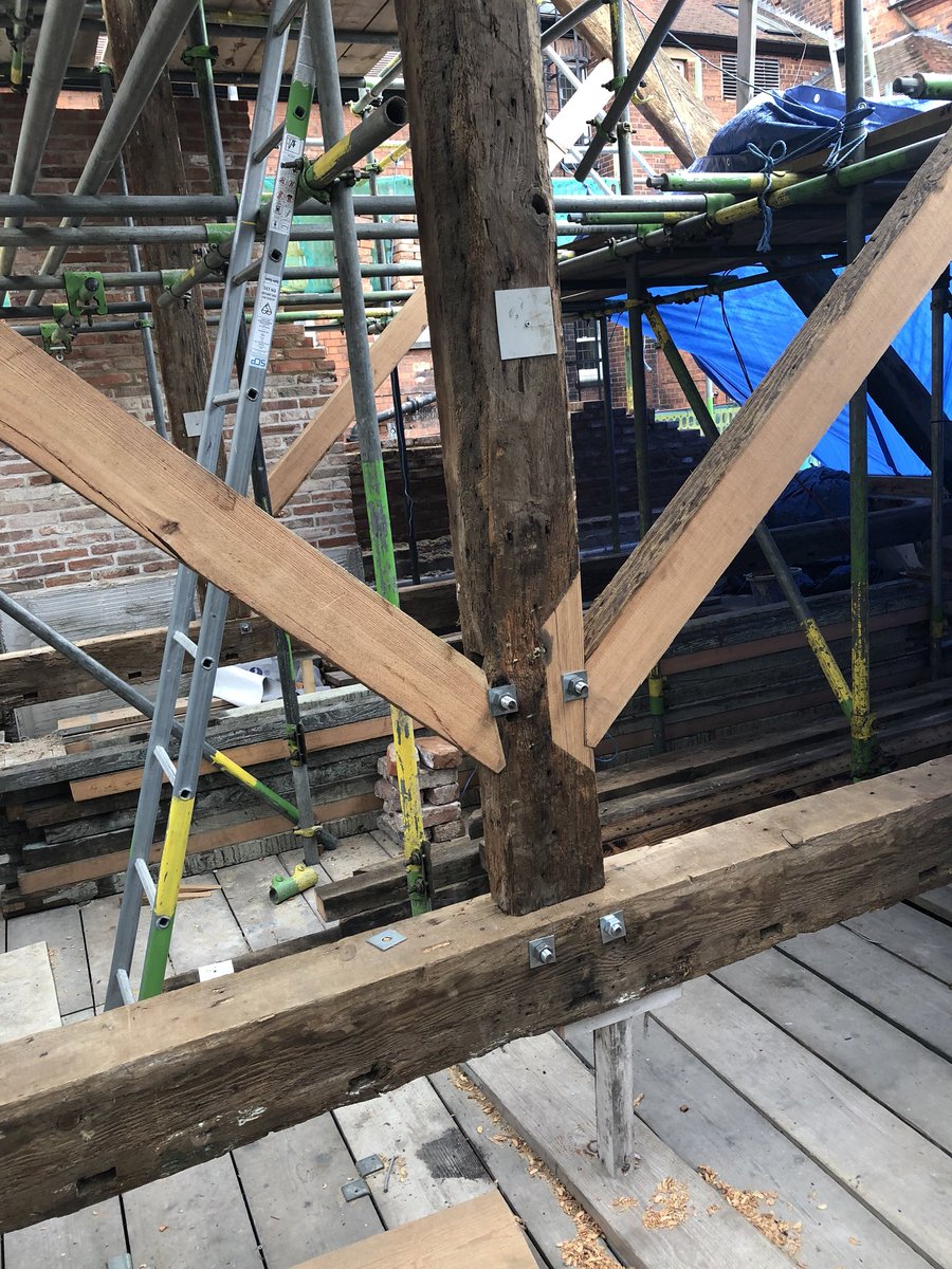 Building_Survey's tweet image. It pays to know the right people and I was lucky enough to be invited back to look how this redevelopment of a listed building is coming along.

The trusses have been away for repair and we just installed back on the building this week. #spliced