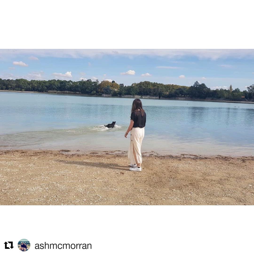 PontRoyalHouse's tweet photo. It's been so lovely having @ashmcmorran and Dan with us this week - what a treat 💛 - family times en Provence #étangdelabonde #l'artglacier #ohprovence #beautifulfrance🇫🇷 #vacluse #houseinpontroyal #pontroyal #family #makingmemories https://t.co/3M17QumVYY