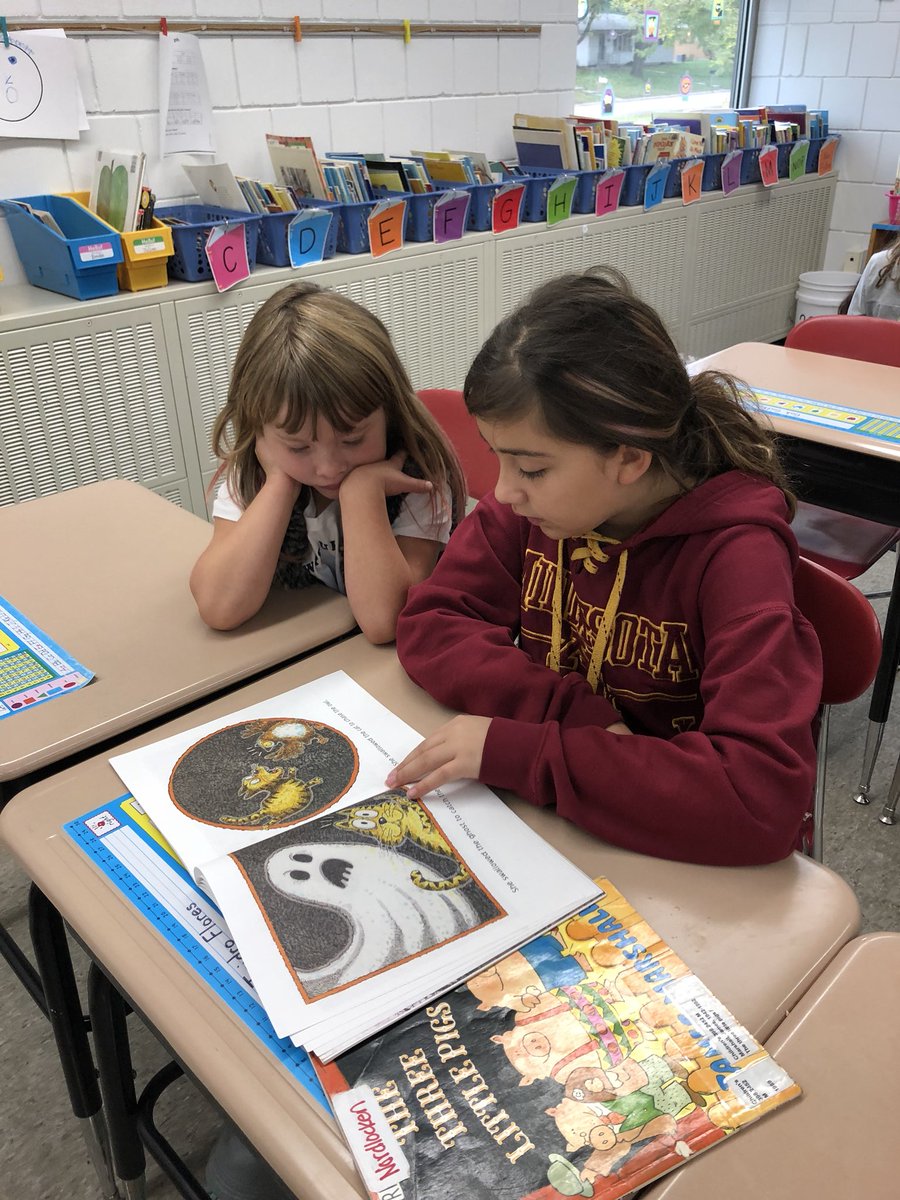 wescott106's tweet photo. Reading to our second grade buddies! #alasconnected #5thgrade @AlbertLeaSchool @Halversontweets @TonnieAtHeart @jlrassler https://t.co/KCoHB9Nzov