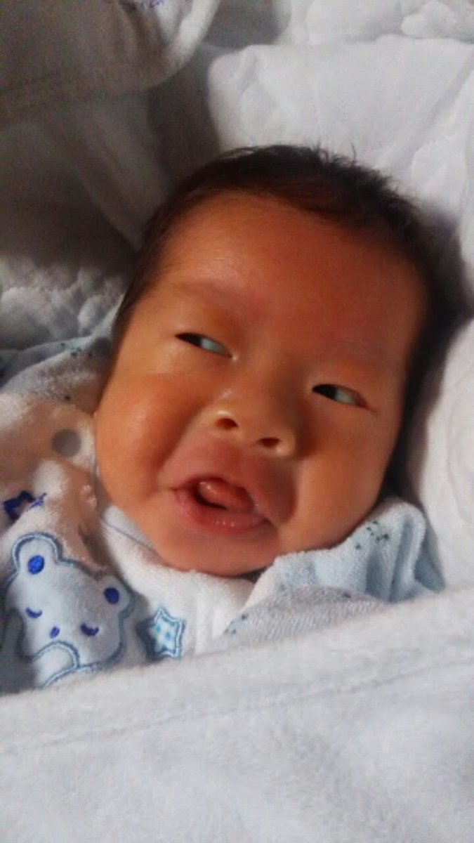 心が乱れそうな時はみんな新生児の頃の写真見て初心に帰ろうぜ