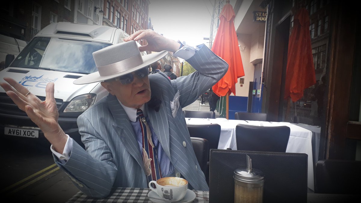 myLondontours's tweet photo. Great time with @MGooderham sketching around incl. @SohoGeorge outside @LittleItalySoho  Come and say hi! #Soho24 #soho #art 
Rt, like, comment or use hashtag #Soho24 for your chance to win one of our prizes! Incl. pre-theatre dinner from @HippodromeLDN 😁 https://t.co/xZD3jowvLq
