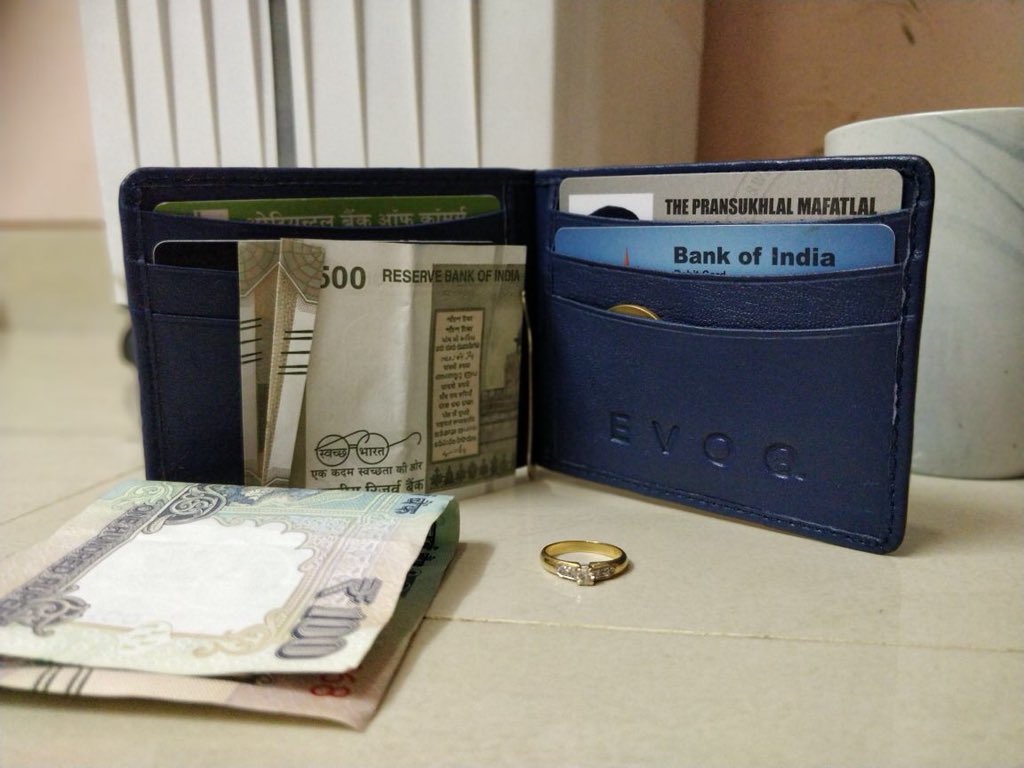 evoqstylez's tweet photo. It’s always a great feeling to get pictures from our clients.
#Evoq #Evoqstyle #moneyclipper #handmade #leatherwallets https://t.co/HsYYDl69Sa