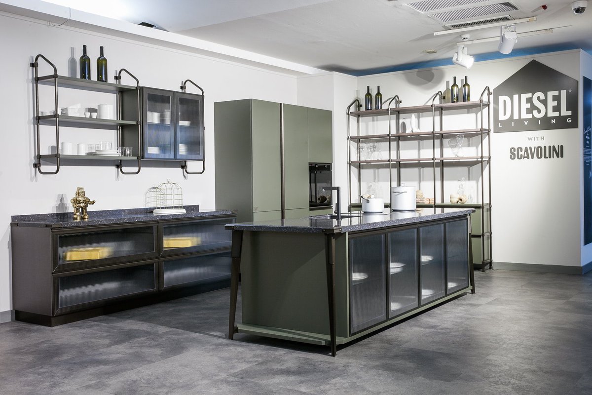 Brunicucine I Complementi D Arredo Per La Cucina Diesel Open Workshop Il Tavolo Open Workshop E La Sedia Nizza Vieni A Scoprirli In Negozio By Scavolini Kitchen Design Homeidea Decore Urban