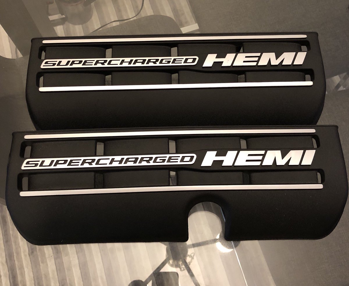 Speirs_Official's tweet image. I’ve decided to giveaway something that means a lot to me. Im giving away the engine covers from the Hellcat. 🇨🇦To enter all you have to do is make sure youre following my twitter @Speirs_Official like and retweet this post and that’s it.🇨🇦