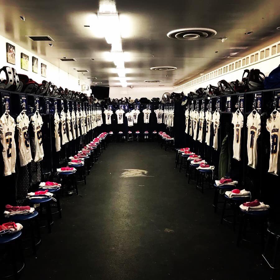 PoundTheRock1's tweet photo. Game day Trojans!!!  Today is a great chance to get 1% better. https://t.co/wG50WjOGbB
