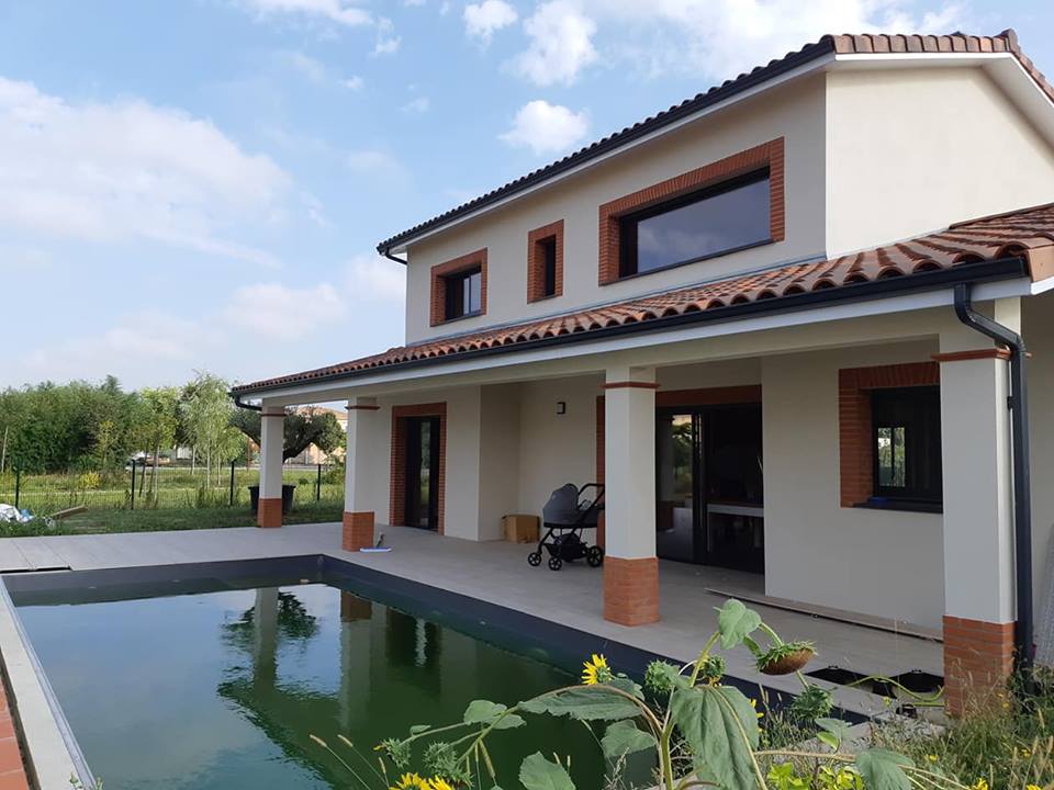 ConstructionsMu's tweet image. Une belle réalisation sur la commune de Pechabou !
#constructeurToulouse #Constructeursdemaisons #Muret #Maisontraditionnelle #architectes #maisondesign #maisonsneuves #Piscine