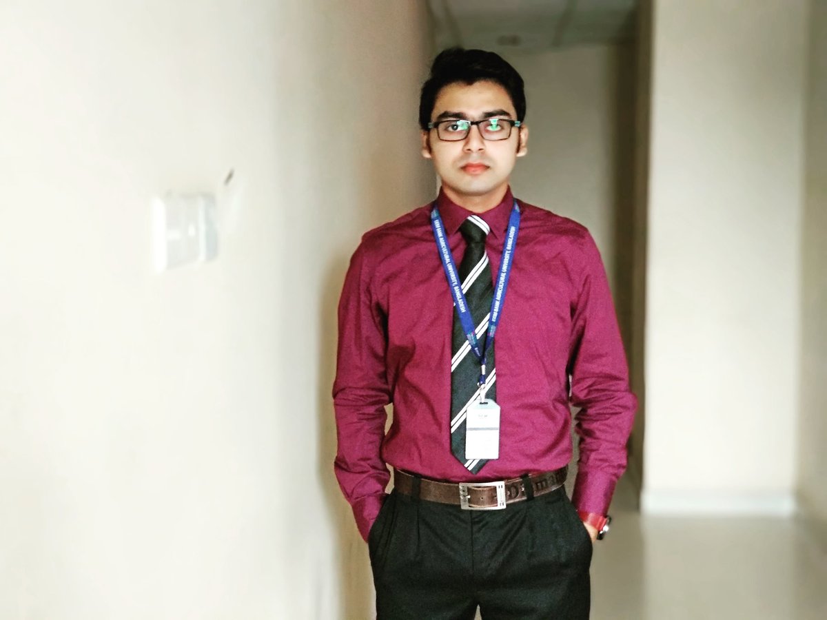 ahmedsharifkhan's tweet photo. #Presentation_Time https://t.co/4V9JBHr102