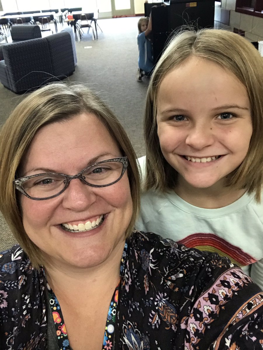 molmeyer's tweet image. Today’s TCU Lonsdale #selfieshoutout goes to this Leader for taking care of our school and being a good example to other! Good work, Titan!!