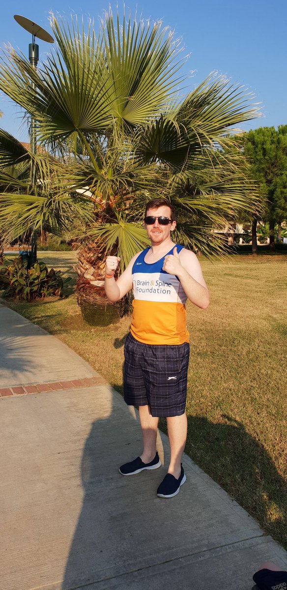 Jamiekelly3995's tweet photo. 5 weeks post my 8th brain/spine op in 2 years. Name a better place to recover than in the sun rocking the @brainspine merch. Check out my story about chiari malformation on their website #ambassador #brainandspinefoundation #chiariwarrior #chiarimalformation https://t.co/r8wuj1986y