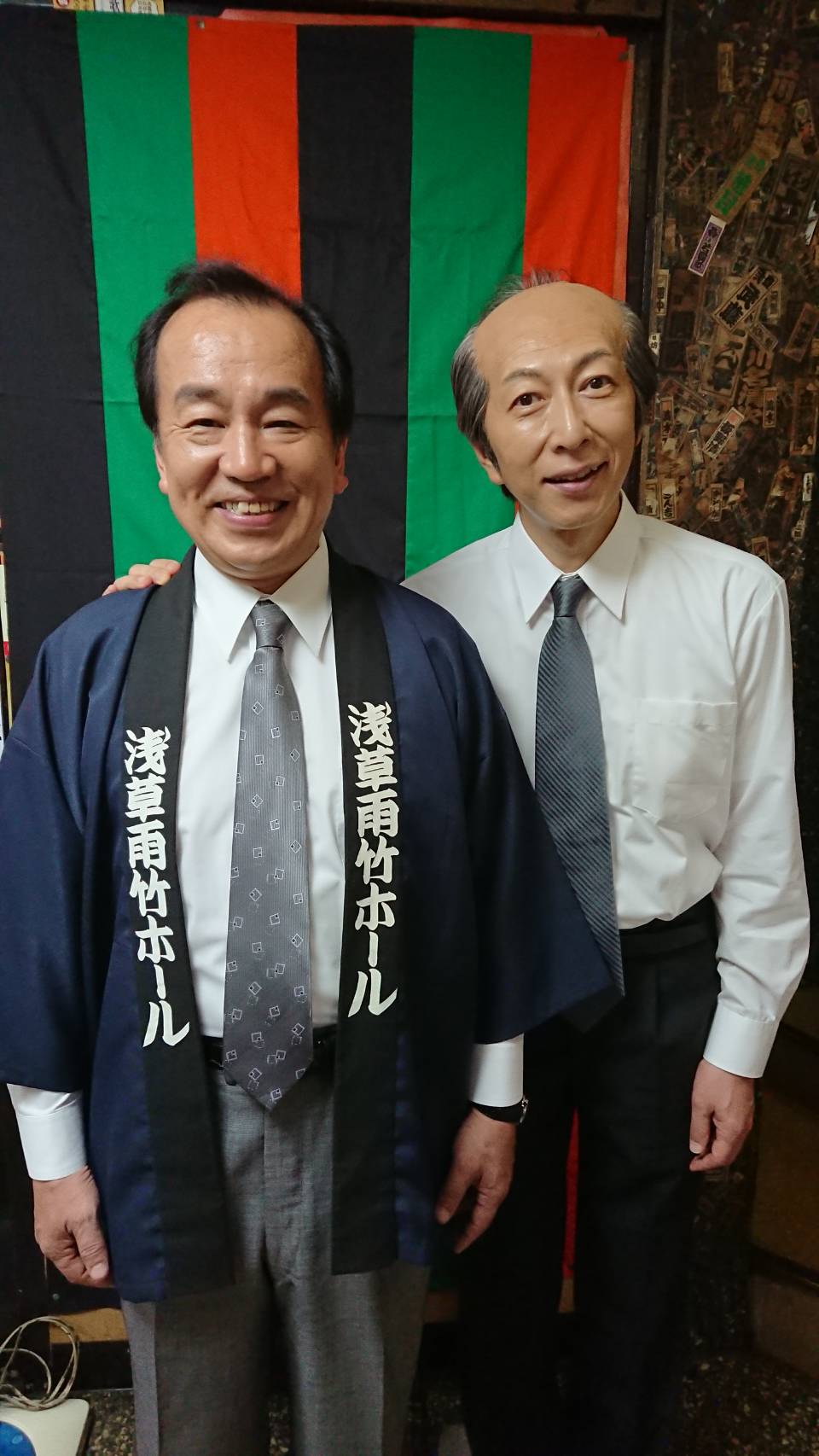 טוויטר ｍｅ ｈｅｒコーポレーション בטוויטר そして 席亭は俵木藤汰です 松田さんと一緒に噺家達の成長を見守ります 昭和元禄落語心中 篠井英介 松田さん 俵木藤汰 席亭 見守り隊 T Co Tmgxetmf6j