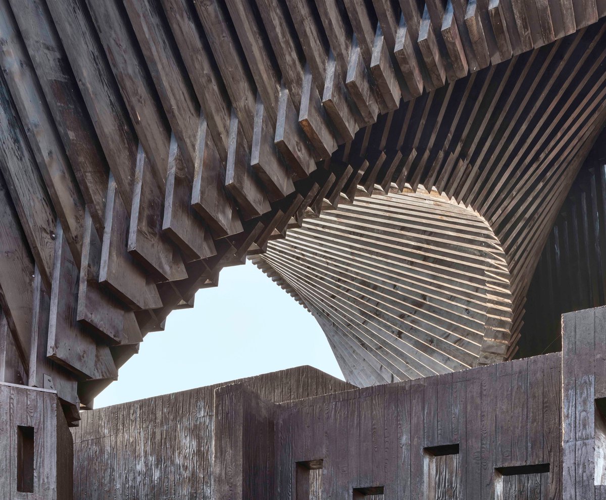 Explore two greats from the world of film-making and architecture in 2019. | Early bird tickets for the eagerly awaited <a href="/StanleyKubrick/">Stanley Kubrick</a> &amp; Sir David Adjaye #MakingMemory exhibitions are now available. bit.ly/2QQyiVt