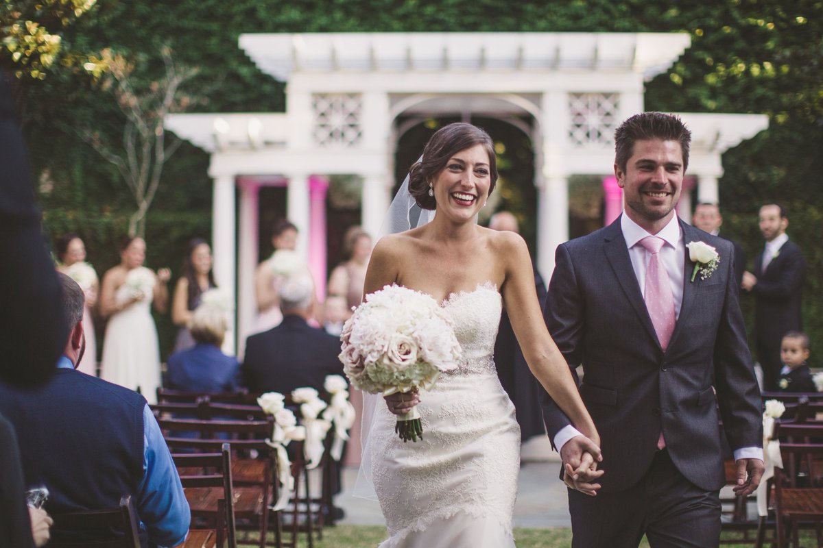 getintrigued's tweet image. Elegance with and edge! Transform traditional ideas in a tasteful way with little touches like this! ✨🔮💜

@pphgevents #williamaikenhouse #edgydesign #octoberwedding #octoberbride #haloween2018 #weddinglighting #fallwedding