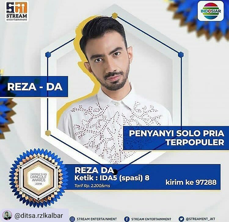KitukManis's tweet photo. Setelah ini nominasi penyanyi solo terpopuler dibacakan. Siap2 gaess....#IDA2018Reza https://t.co/uqdzBEPUCx