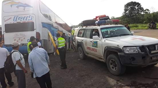NChaquenito's tweet photo. #BOLIVIA
CHOQUE DE UN BUS Y UN CAMIÓN DEJA DOS MUERTOS EN CARRETERA NUEVA COCHABAMBA - SANTA CRUZ
https://t.co/CAAf25Ysj5 https://t.co/51URPihTbL