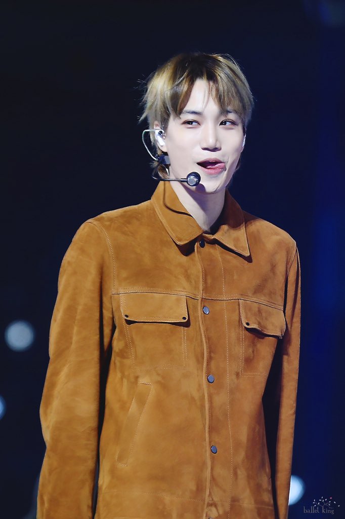 BalletKingKAI's tweet photo. 181012 IBK 참좋은콘서트

#카이 #엑소카이 @weareoneEXO https://t.co/yKmD0T9qcN