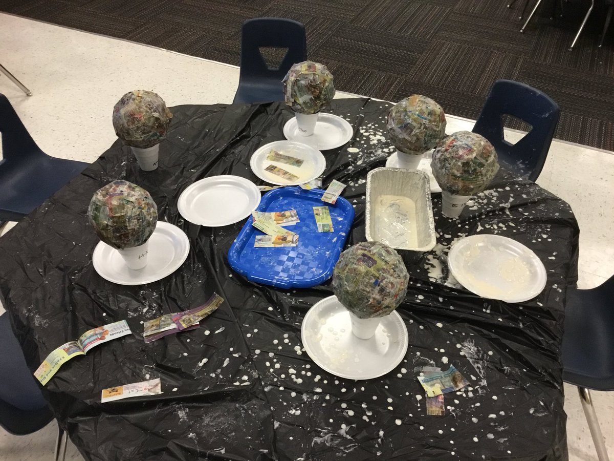 TippsTeaching's tweet photo. The kids wanted to make their own planet. We made a HUGE mess but had a blast in the Out of this World Academy. @CarawayElem #CarawayAcademy https://t.co/0y3ONuZlFG