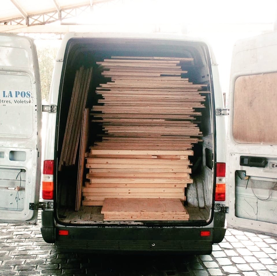 corecyclage's tweet photo. @clescure @EDFofficiel @labelemmaus Comme toujours c'est un plaisir d'accompagner @EDF_IDF sur le #Réemploi de #Matériaux et #Mobilier, au profit des nos #récepteurs #solidaires, sur ses #déménagements et #événements !
.
.
#TangoB #economiecirculaire #EDF #ElectricDays #FEST #socinn #socent #Tech4Good #FrenchImpact https://t.co/itfAllGNMp