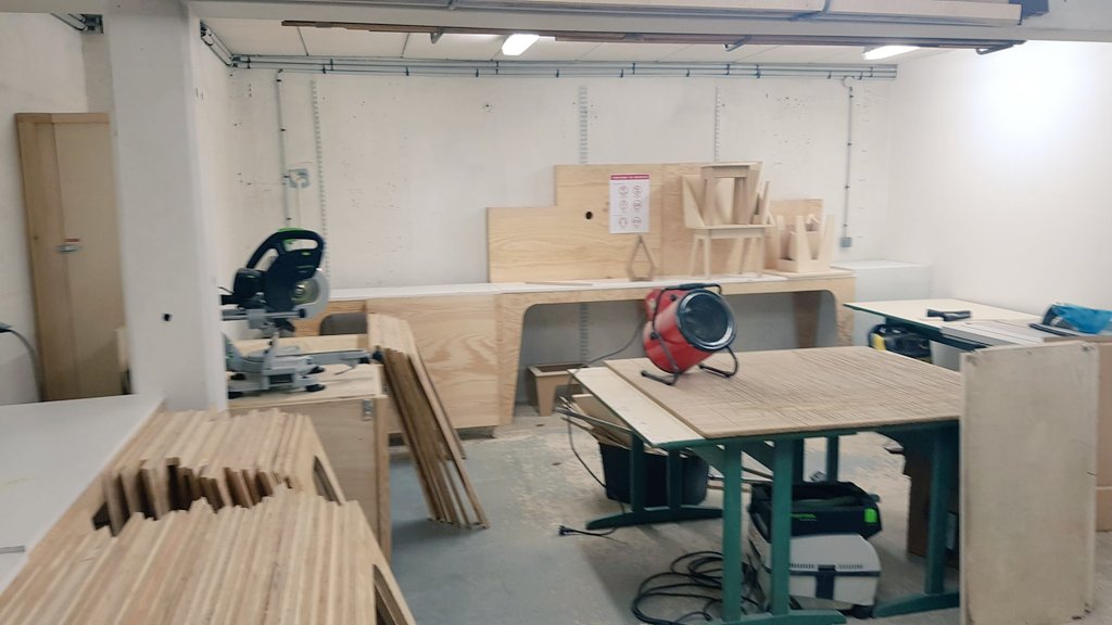 corecyclage's tweet photo. @clescure @EDFofficiel @labelemmaus Comme toujours c'est un plaisir d'accompagner @EDF_IDF sur le #Réemploi de #Matériaux et #Mobilier, au profit des nos #récepteurs #solidaires, sur ses #déménagements et #événements !
.
.
#TangoB #economiecirculaire #EDF #ElectricDays #FEST #socinn #socent #Tech4Good #FrenchImpact https://t.co/itfAllGNMp