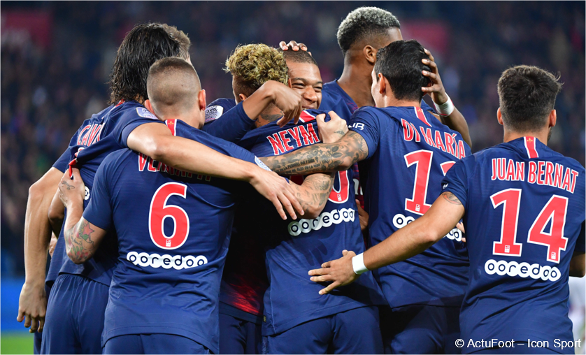 ActuFoot_'s tweet photo. Une enquête a été ouverte autour de la rencontre de Ligue des Champions entre le PSG et l'Étoile Rouge Belgrade (6-1). 

Le dirigeant du club serbe aurait placé plusieurs millions d’euros sur la défaite par cinq buts d’écart de son club. (@lequipe) https://t.co/5pEW7wOKXP