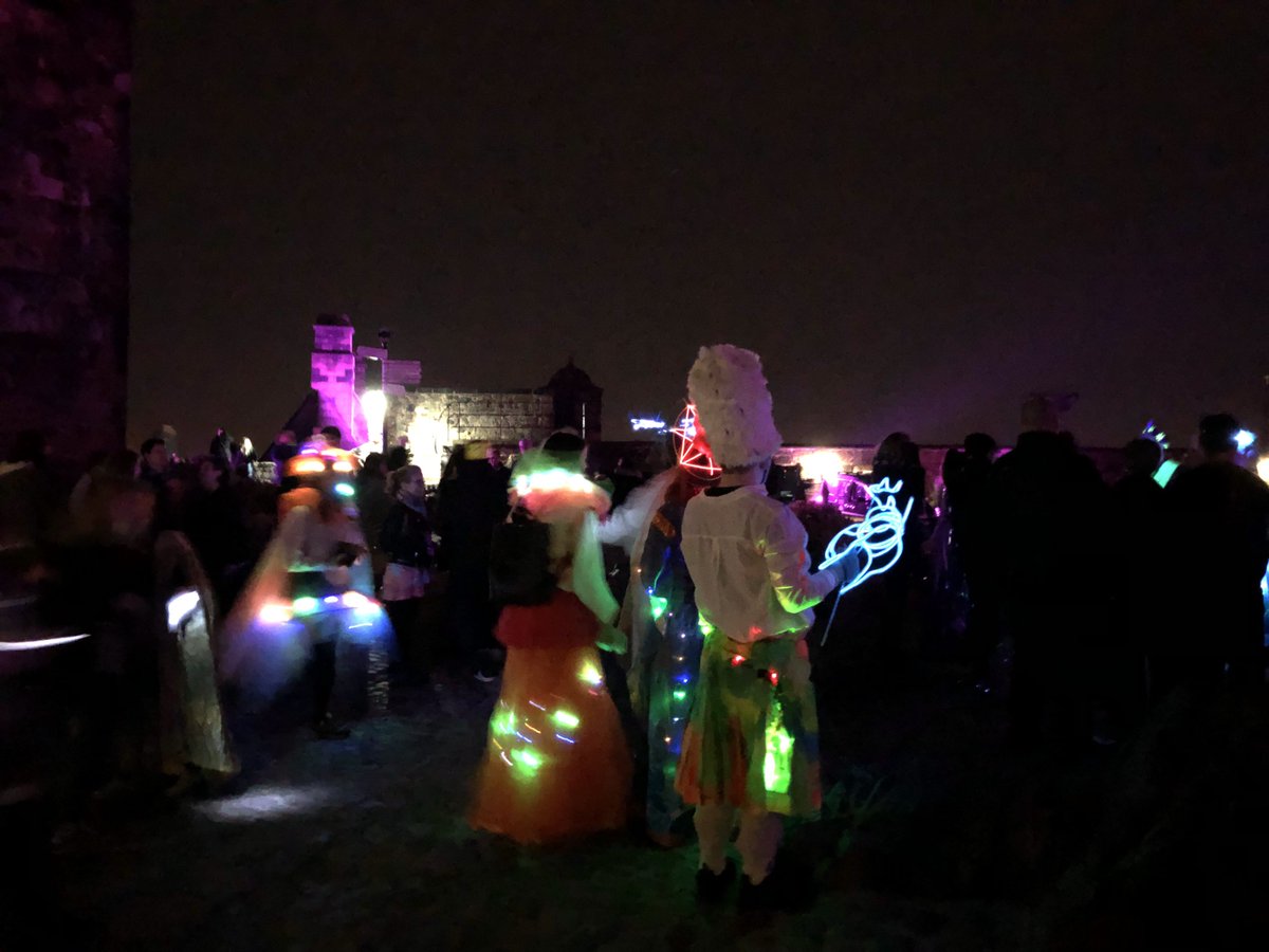 edinburghcastle's tweet photo. Flashback to last Friday when we held an awesome party at the castle! #KnightAtTheCastle #EdinburghCastle https://t.co/j3TyOhU4Tt