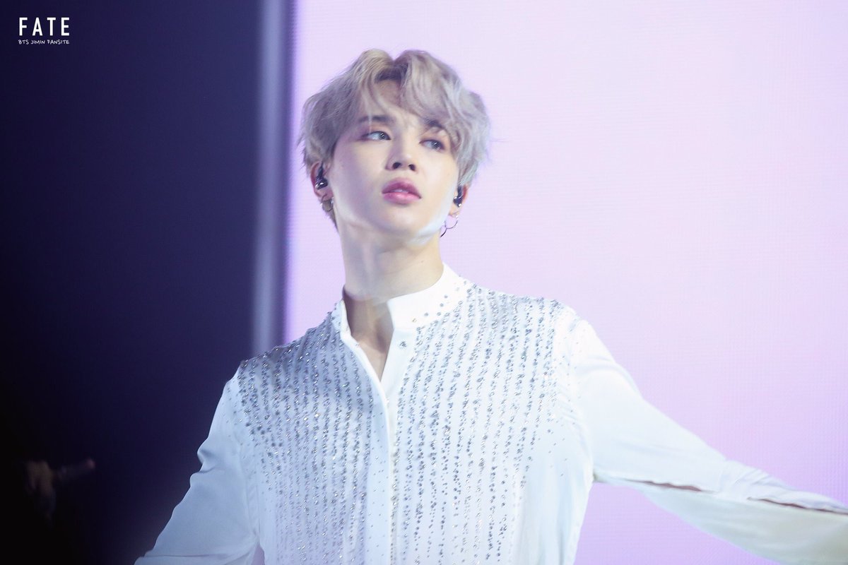 sara97_mo's tweet photo. Happy birthday to our fairy jimin!!!!🎂🎁🎈🎆🎊🎉🎊🎉🎊🎉🎊🎉💜💜💜💜💜💜💜💜💜💜💜💜💜💜💜💜💜
#JiminOurAngelOurWorld
#JiminOurSerendipityDay
#HAPPYJIMINDAY
#JiminStarDustDay
#JiminStarDustDay
and ofcourse please #GetWellSoonJimin !!!💜 https://t.co/tH9cmoOnzf https://t.co/Npx7mt1rYd