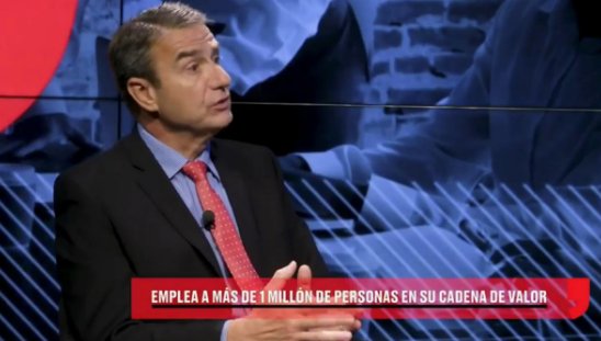 ExpansionMx's tweet photo. Coca-Cola ha reformulado más de 70 recetas para adecuarse a las nuevas necesidades, @JoanPrats_ #ConversacionesExp https://t.co/TBrXMUceac  
Traído a ti por: @SomosCocaCola https://t.co/gGMdQnV2VA