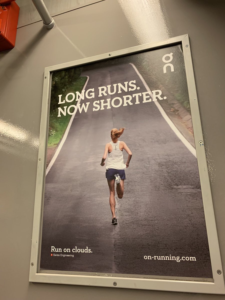 uniwave's tweet photo. Kind in der U-Bahn zu seinem Vater: "Was steht da?"
Vater übersetzt: "Lange Läufe, jetzt kürzer."
Kind: "Und was heißt das?"
Vater: "Keine Ahnung."
Werbung wirkt. https://t.co/50hvKVp9aY