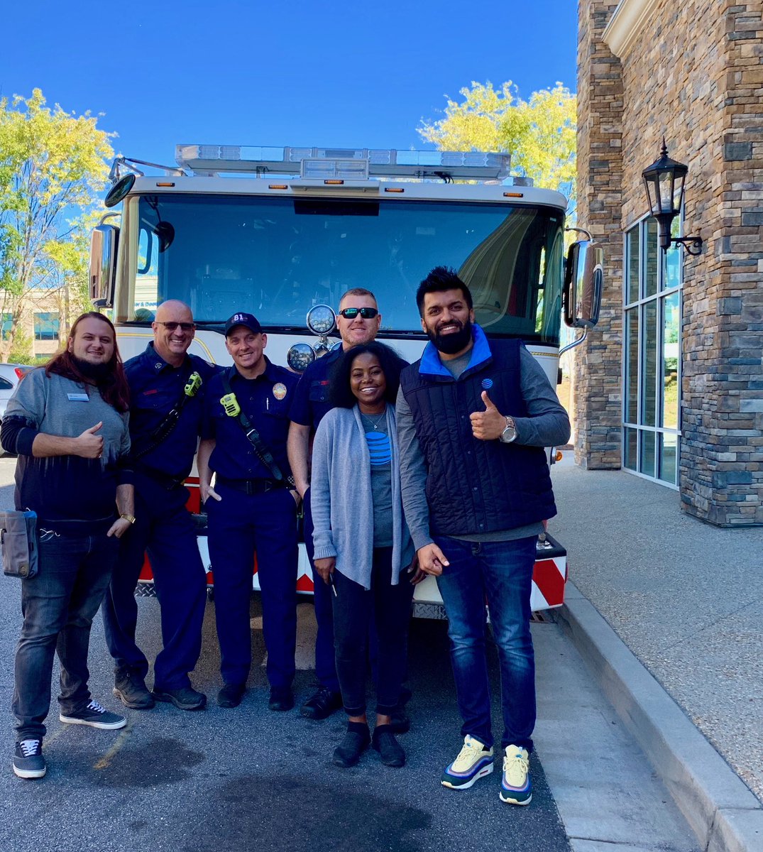 ⁦@TeamAvalonStore⁩ getting in on some #FirstNet action! #scrappiER ⁦<a href="/marvymoore/">marvy moore</a>⁩ ⁦@gsc_cbg⁩