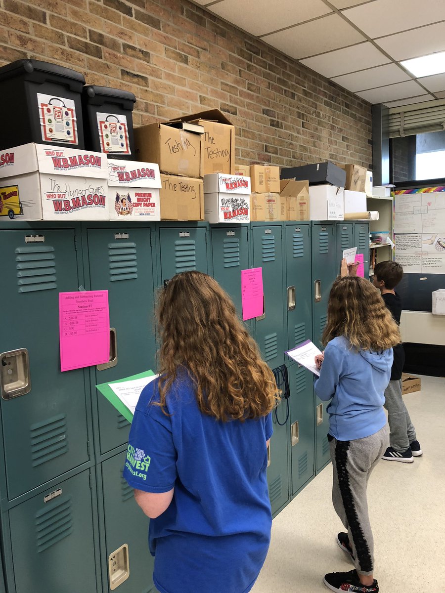 AshleyCastanio's tweet photo. Pink math stations for PINK DAY @LBEACHMS #LBCTA #ProudToBeLB #BreastCancerAwarenessMonth https://t.co/WCgBkjDri7