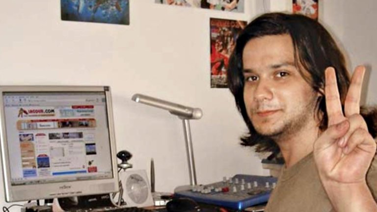 ZDFinfo's tweet photo. Der französische #Computerfreak Mark Karpelès hatte immer schon mehr für #Codes übrig als für die reale Welt, liebt #Mangas, arbeitete als begnadeter #Programmierer für #französische #Firmen.

"Mark Karpelès - Der #Bitcoin-Fälscher" #JetztimTV https://t.co/XuKeRJKHoG